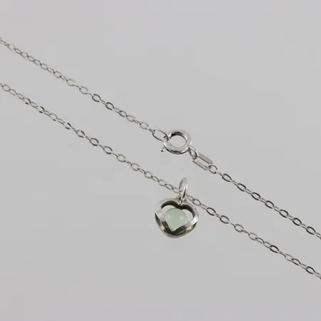 Kedja 40cm med hänge hjärta ljusgrön sten, silver Vikt: 1,8 g
