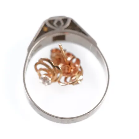 Diverse guld, 18k Vikt: 5,7 g