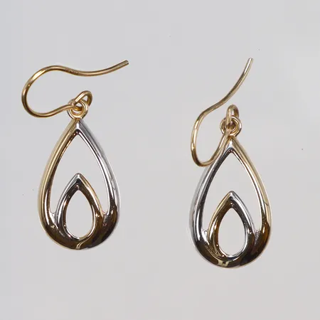 Ett par örhängen, längd: 17mm, bredd: 11mm, GHA, ihåliga, 18K Vikt: 1,2 g