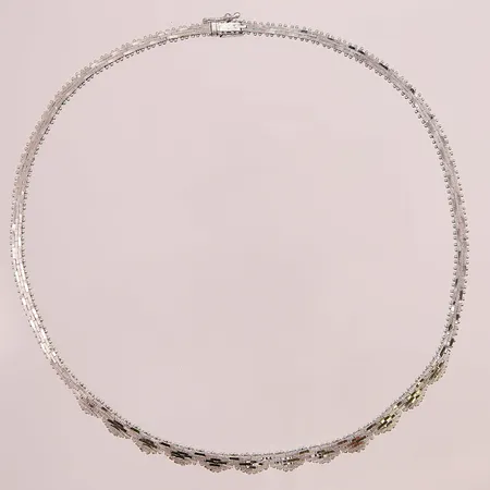 Collier, 43cm, bredd:4,33mm, 7,88mm, Silver S835/1000, 22,8g.