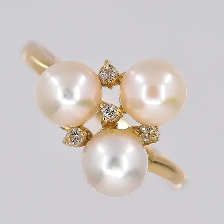 Ring, stl 17¼, pärlor Ø 5,6mm, 14K Vikt: 2,3 g