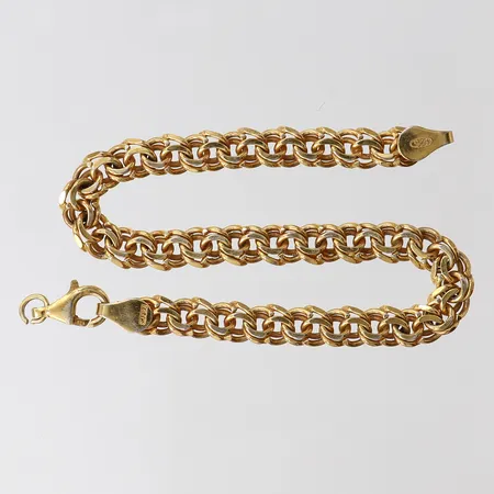 Armband Bismarck, längd 18,5cm, bredd 6mm, defekt i lås, förgyllt silver 925/1000.  Vikt: 9,4 g