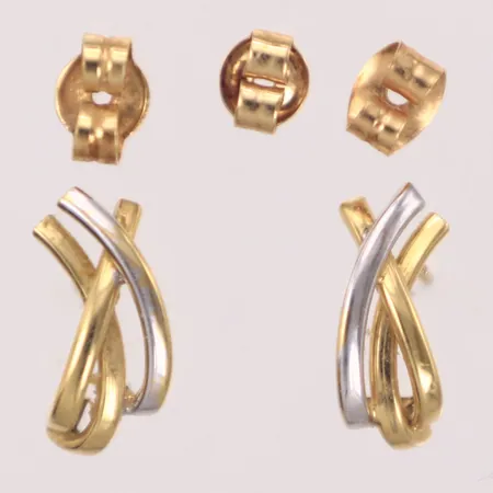 Ett par örhängen, längd 11,5mm, bredd 4,6mm, tvåfärgade, 18K Vikt: 1 g