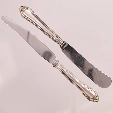 Knivar, 2st, 16-17,5cm, skador finns, Silver 830-925/1000, Bruttovikt 77,2g.