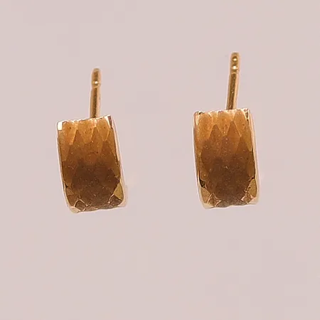 Örhängen, ett par, saknar, snurrebuss, ca 4,3x11mm, 18K 0,5g.