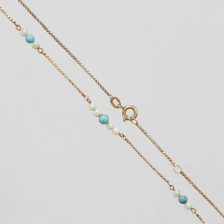 Collier, stenar, imitationspärlor, längd ca 40,8cm, bred 1-4mm, ojämnheter på länk, 835/1000 silver Vikt: 2,5 g