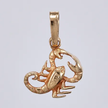Hänge skorpion, längd: ca 1,8cm bredd: ca 1-12mm, 18K Vikt: 0,6 g