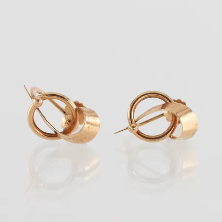 Örhängen paret, Guldvaruhuset, höjd ca 14.4 mm, 18k. Vikt: 2 g
