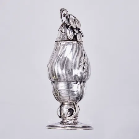 Saltkar, Stenudds Guldsmedsaffär Bertil, höjd: ca 11cm, bredd: ca 40mm, silver 830/1000 Vikt: 88,5 g