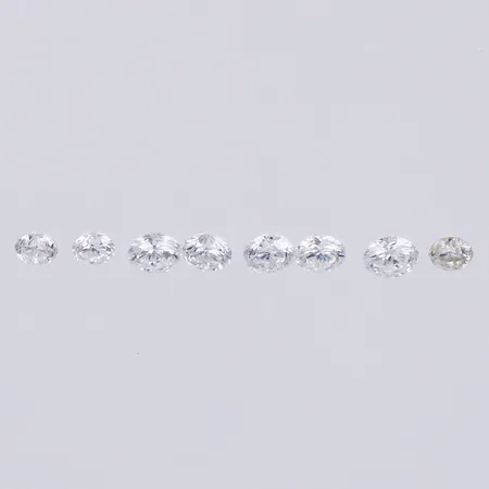 Lösa diamanter ca 9x0,01ct - 0,03ct, totalt ca 0,24ct, W-Cr/VS-P