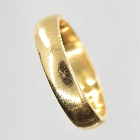 Ring, stl 19, bredd 5 mm, 18K. Vikt: 6,6 g