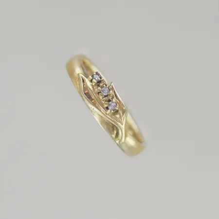 Ring 0,03ct  Ø 16,75 mm , 18K Vikt: 3,5 g