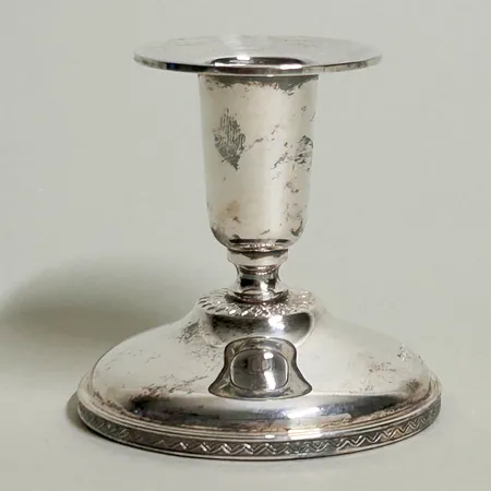 Ljusstake, fylld, höjd 7 cm, fot Ø7cm, Ceson år 1977, 83071000 silver. Bruttovikt 108,4g Vikt: 108,4 g