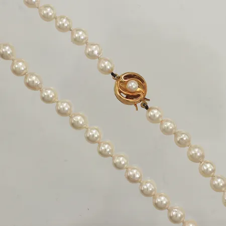Pärlcollier, odlade saltvattenspärlor Akoya Ø6,5-6,8mm, semi-barocka, längd 46cm, lås 18K Vikt: 0 g