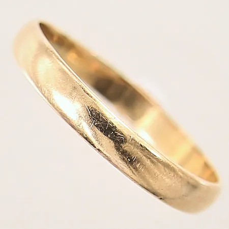 Ring, stl 23½, bredd 4mm, repor, bucklor, 14K  Vikt: 3,3 g