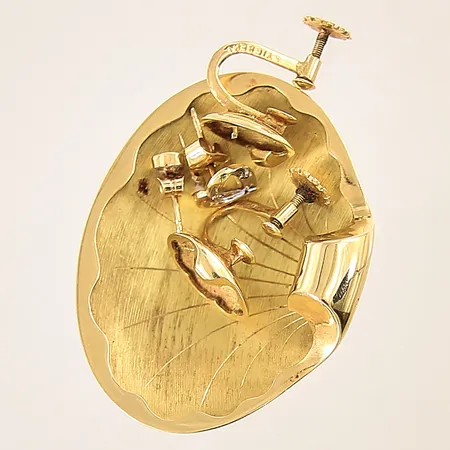 Guldsmycken, defekta, udda, 18K  Vikt: 12,8 g