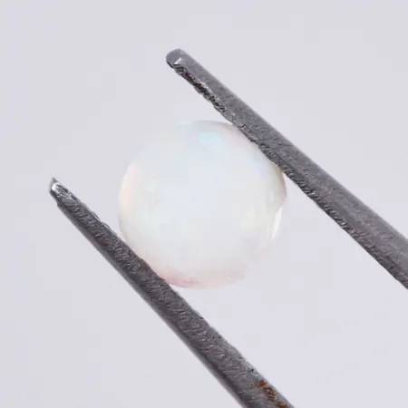 Lös opal ca 1x0,49ct, matt yta, nagg i gördeln 