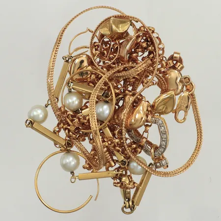 Diverse guld, defekt, 18K Vikt: 25,8 g