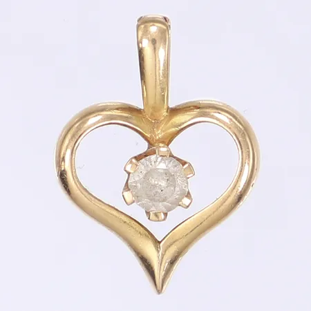 Hänge i form av hjärta med vit sten, höjd 21mm, omgjort från vigselring (med gravyr), 18K Vikt: 4,8 g