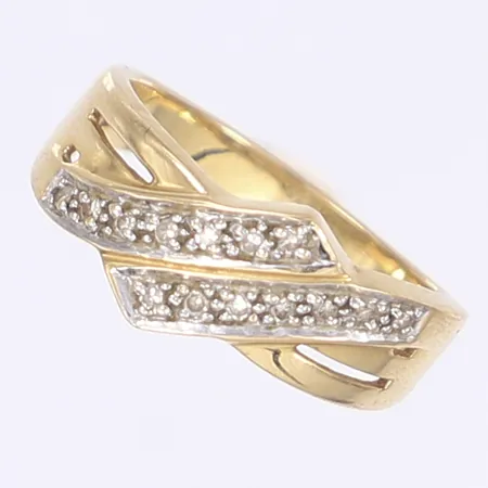 Ring med vita stenar, stl 18, bredd 3-10mm, bruksslitage, 18K Vikt: 4,9 g