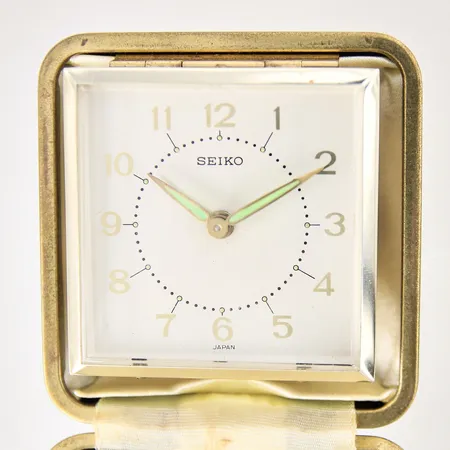 Reseur Seiko, manuell, mått inklusive box Ø76mm, box med slitage