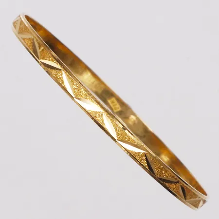 Barnarmring, mönstrad, ca Ø48mm, bredd 3,2mm, 21K  Vikt: 5,5 g