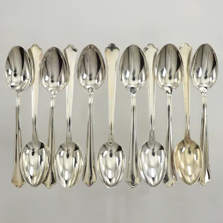 Elva kaffeskedar, längd 12cm, modell Chippendale, GAB, 830/1000 silver  Vikt: 157 g