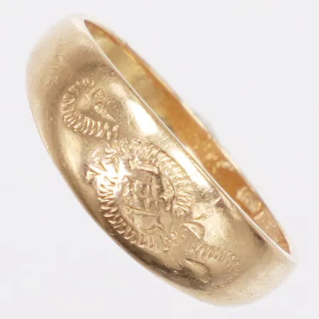 Ring, dekor, stl 17, bredd 2,2-6,3mm, 18K  Vikt: 2,7 g
