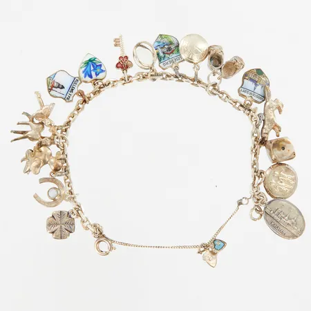 Armband ankar med berlocker, ca 18,5cm, säkerhetskedja, detaljer med emalj, silver 830/1000 Vikt: 28,3 g