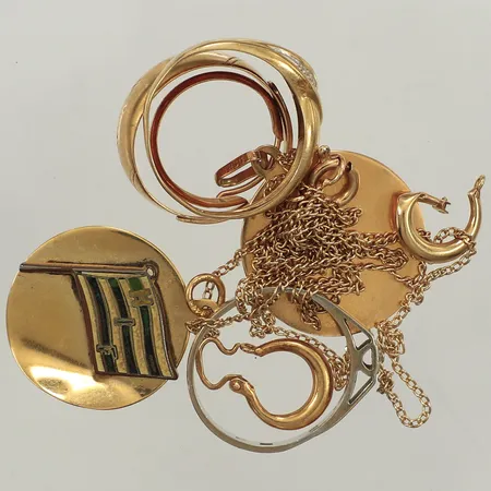Diverse guld, trasigt, 18K Vikt: 12,5 g