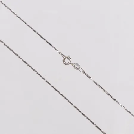 Kedja, Venezia, 42,5cm, bredd 1mm, italienska stämplar, vitguld, 18K  Vikt: 3,4 g