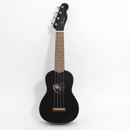 Ukulele Fender California Cost serienummer: CYN2305311 modell: Venice BLK , fint skick, saknar fodral Skickas med paket.