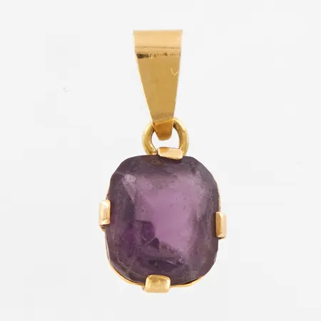 Hänge, lila sten, 18x8mm, skev ögla, slitage på sten, 18K. Bruttovikt: 1,2gram.  Vikt: 1,2 g