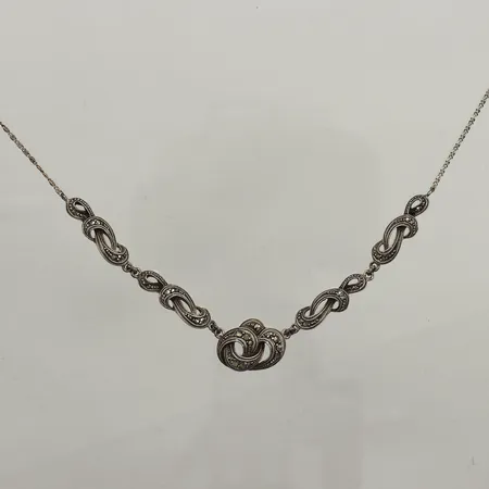 Collier markasiter, längd 42cm, bredd 1,2mm-13mm, silver Vikt: 9,9 g
