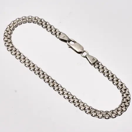 Armband i silver, 18,8cm, X-länk, bredd 4,3mm, 925/1000, 2st x behöver lödas, vikt 4,27g.