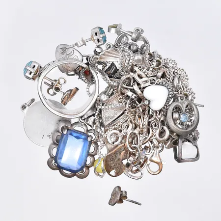 Diverse silver, 830/1000. Vikt: 52 g