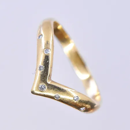 Ring, stl 17½, bredd 3 mm, 18K. Vikt: 2,7 g