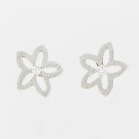 Ett par örhängen, vitguld, modell Anemone av Charlotte Lynggaard för Ole Lynggaard, med diamanter 2x0,01ct, Ø8mm, med etui, 18K Vikt: 2,5 g