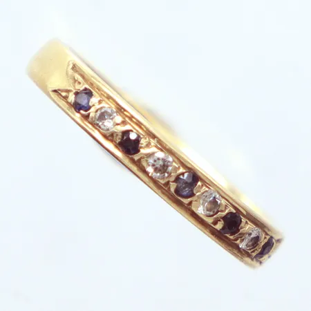 Ring diamanter 4x0,01ct, safirer, 5x0,01ct, Ø17¼, 18k Vikt: 3 g