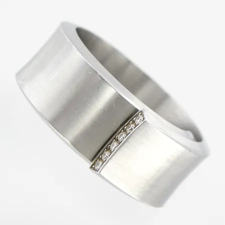 Ring, diamanter 6 x ca 0,01ct, stl 18, bredd 9mm, borstad metall.