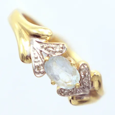 Ring, Guldfynd, Ø17mm, 18k  Vikt: 2,9 g