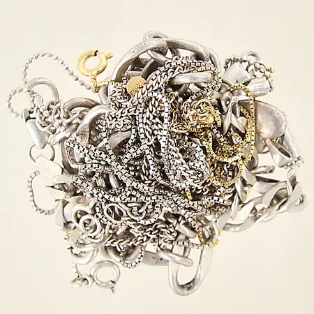 Silversmycken, defekta, silver 925/1000 Vikt: 33,2 g