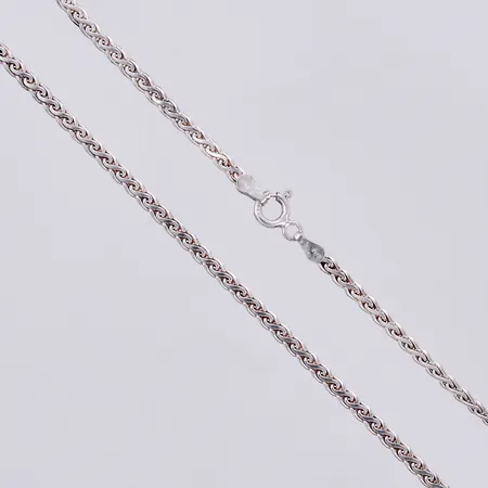 Kedja längd ca 42,2cm, bredd ca 2mm, 925/1000 silver Vikt: 7,8 g