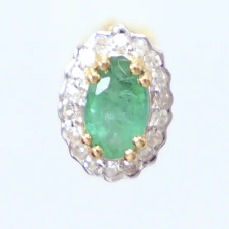 Ett udda örhänge, Ø7,2mm, grön sten, diamanter 20x ca. 0,005ct, 18K Vikt: 0,7 g