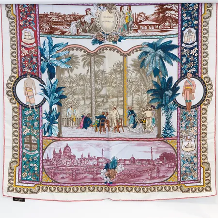 Scarf Etro, silke, ca 89x89cm, etikettmärkt, utan tillbehör Vikt: 0 g