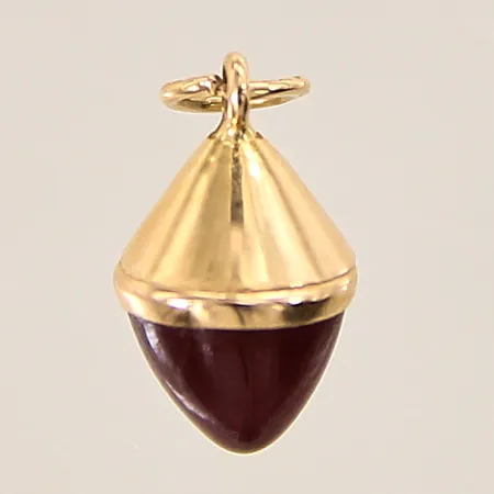 Hänge med syntetisk rubin, 14x8mm, 18K  Vikt: 1,1 g
