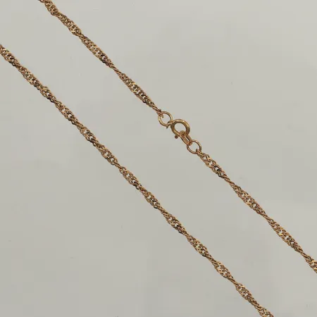 Kedja Singapore, längd 56cm, bredd 2,2mm, 18K  Vikt: 6 g