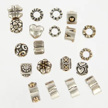 20 berlocker, Pandora, olika storlekar och modeller, ALE, silver 925/1000 Vikt: 54,5 g