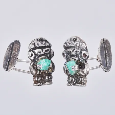 Ett par manschettknappar med stenar, ostämplad, längd: ca 2cm, bredd: ca 11mm, silver Vikt: 9,3 g