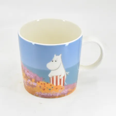 Muminmugg, Muminmamman längtar hem, Moomin Valley, Arabia Finland, höjd 8 cm, Ø8 cm, etikettmärkt, porslin.